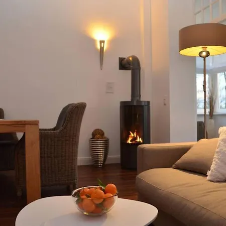 In Mit Seeblick 아파트 *