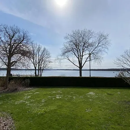 In Mit Seeblick *